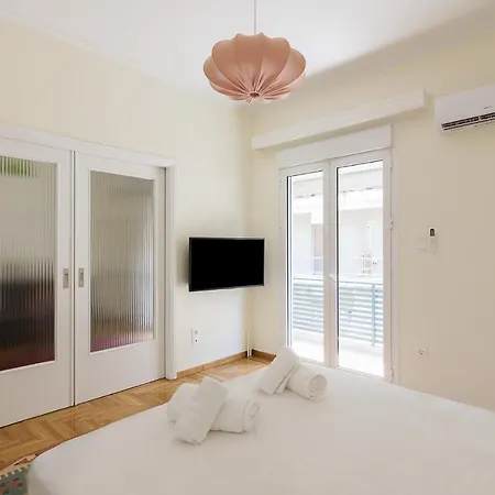 Bright And Spacious 2-Bedrooms Apartment In Αθήνα Εξωτερικό φωτογραφία