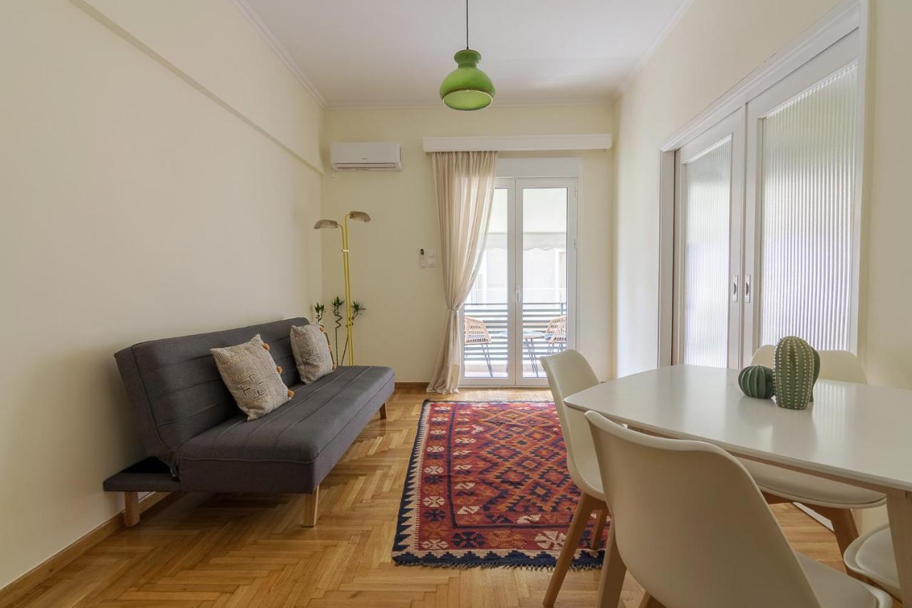 Bright And Spacious 2-bedrooms In * Atina