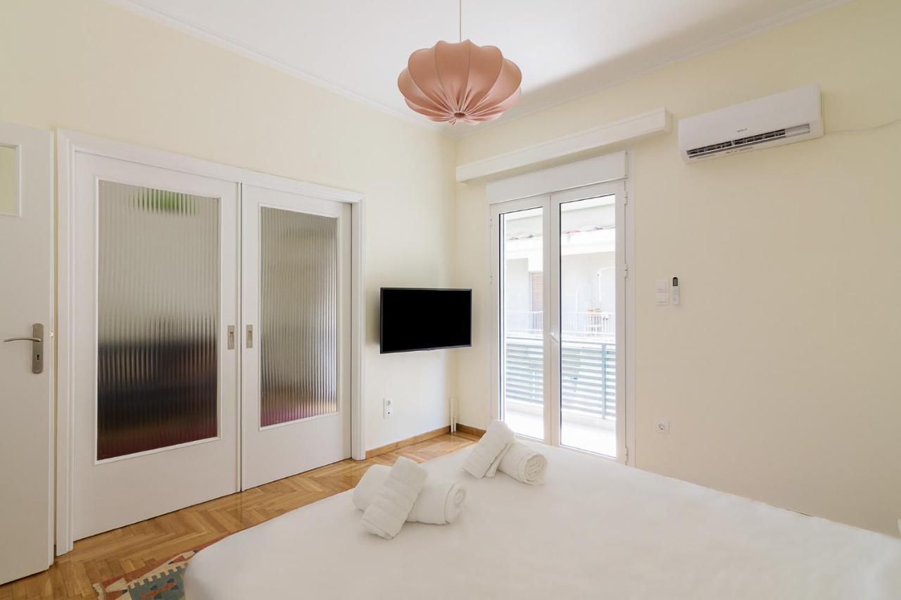 Apartment Bright And Spacious 2-bedrooms In